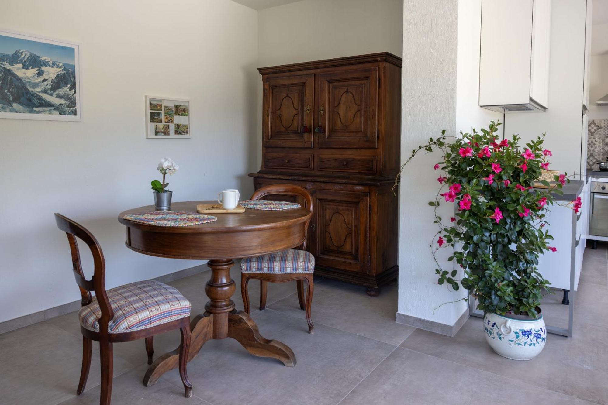 Manor House Apartment Aosta Exterior photo